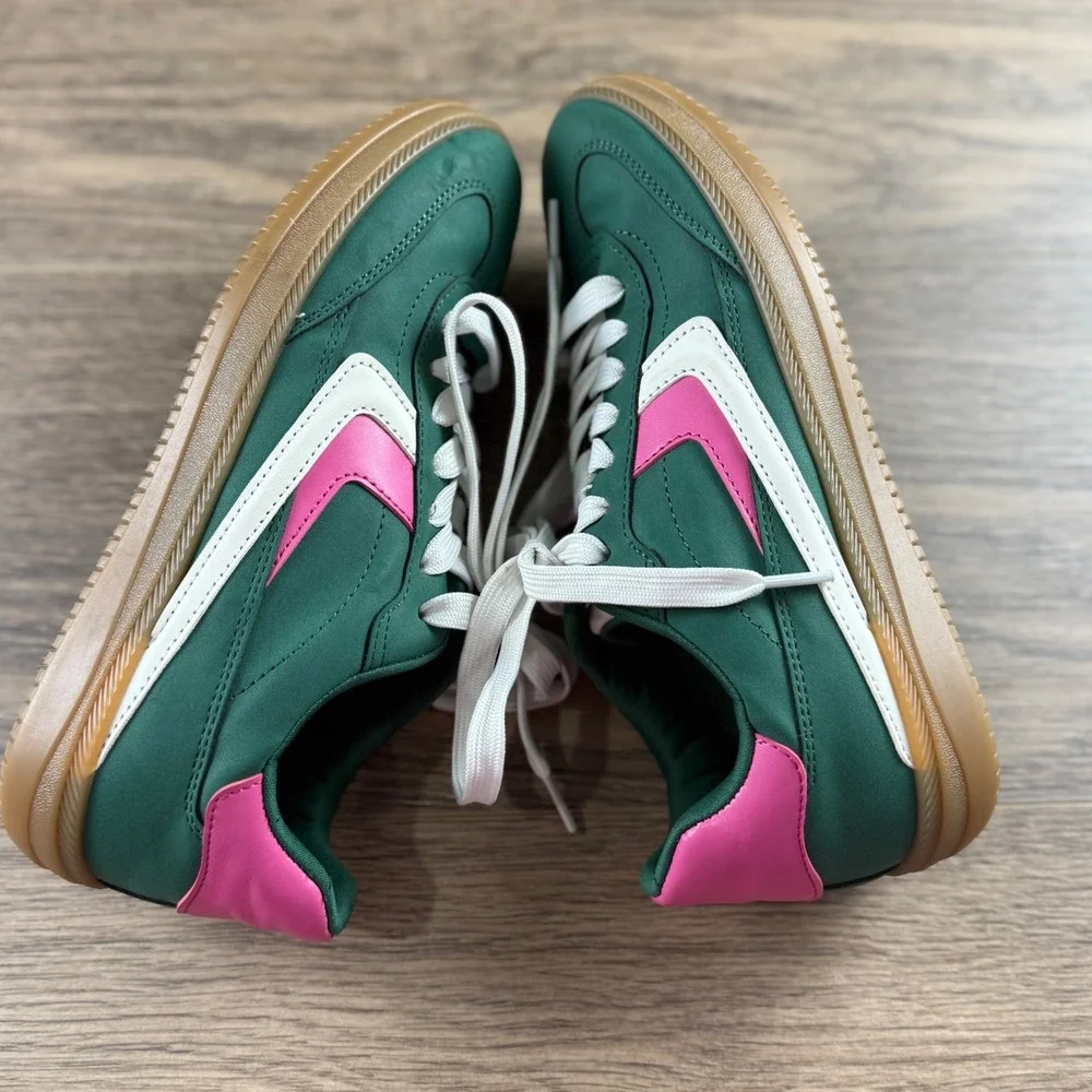 DV by Dolce Vita Sybela Retro Low Top Trainers Lifestyle Casual Green Pink 6.5